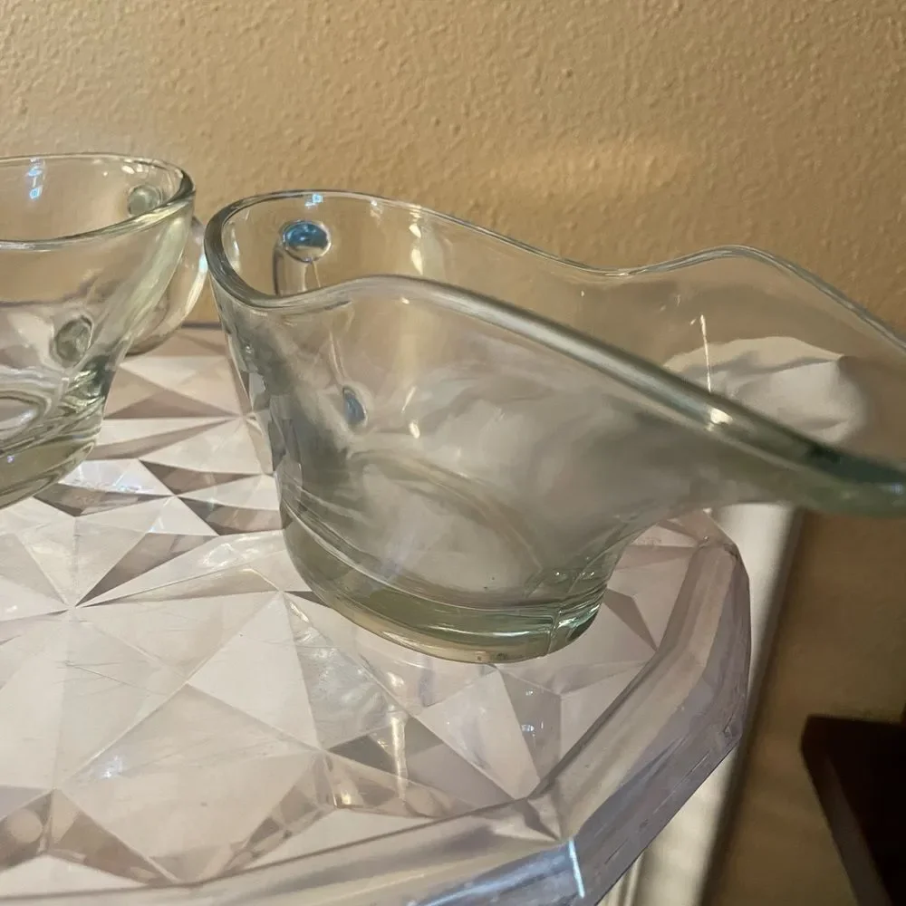 An oh Hocking Vintage Glass Gravy Boats x 2